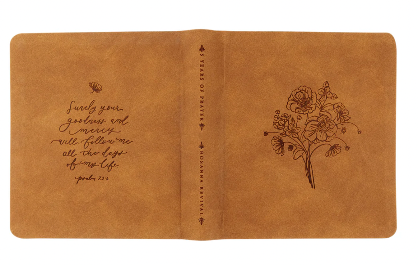 One Thing I Ask 5-Year Prayer Journal: Amelia Theme