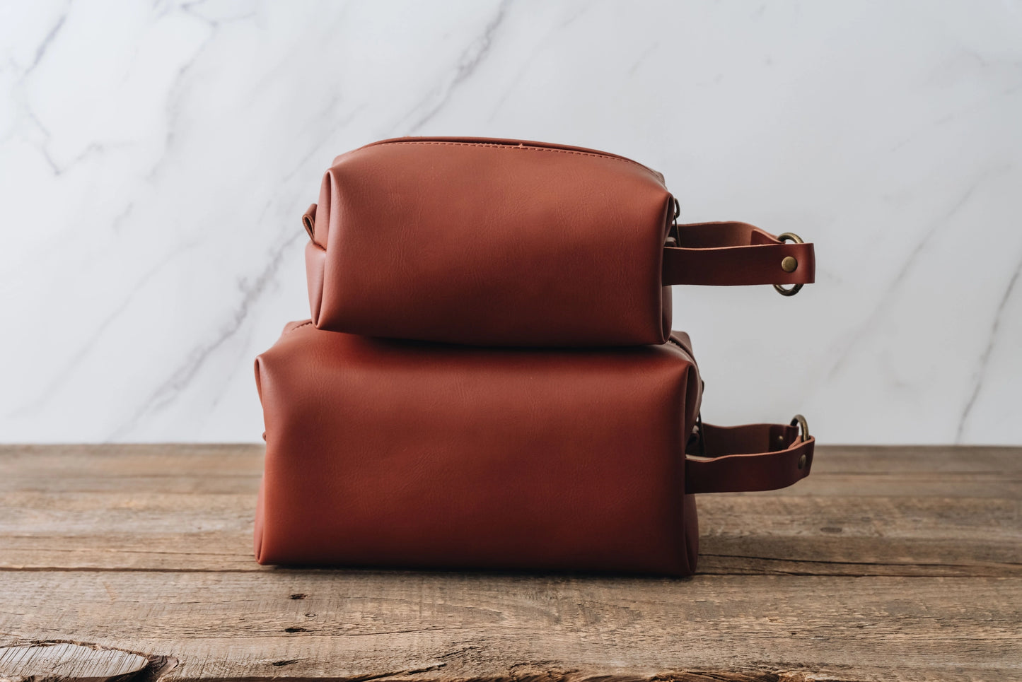 Vegan Leather Dopp Kit- Chestnut