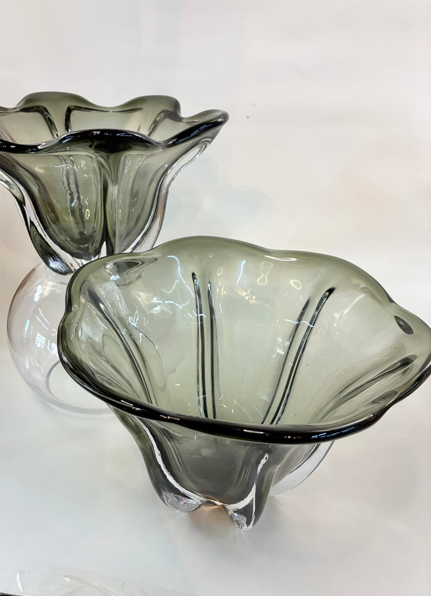 Tulip Glass Bowl- Smoke