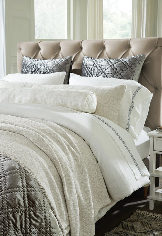 Andrea Coverlet