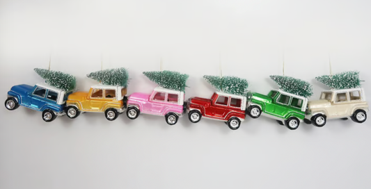 Jeep w/ Tree Ornament Glass 4.25"