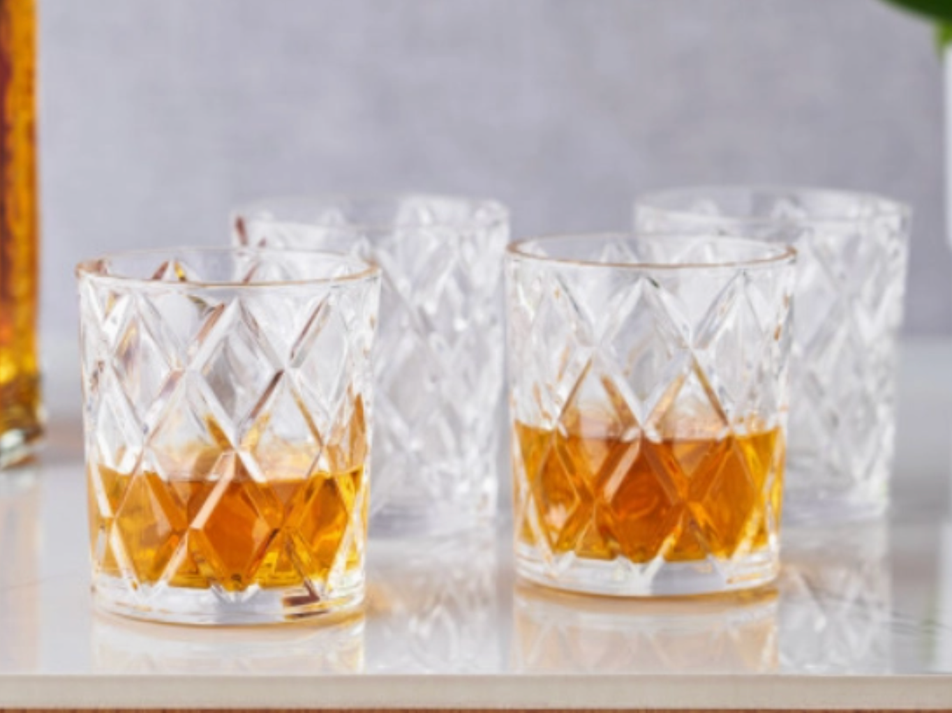 Diamond-Faceted Crystal Whiskey Glasses - Set of 4