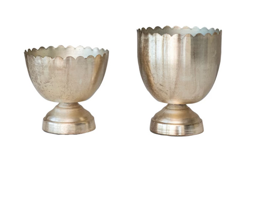 Metal Footed Bowls with Scalloped Rim