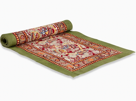 Noel Red & Green Table Runner