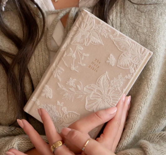 NLT Compact Bible: Casablanca Theme