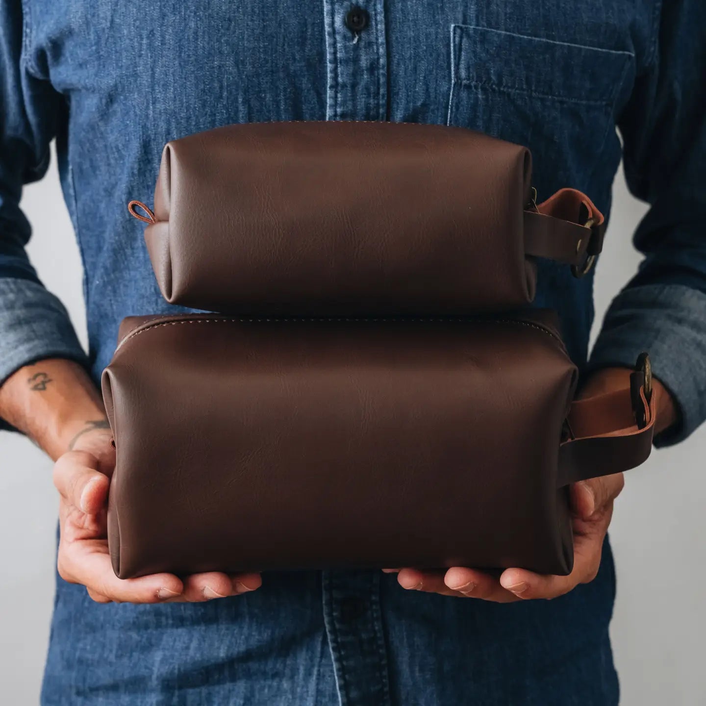 Vegan Leather Dopp Kit- Chocolate